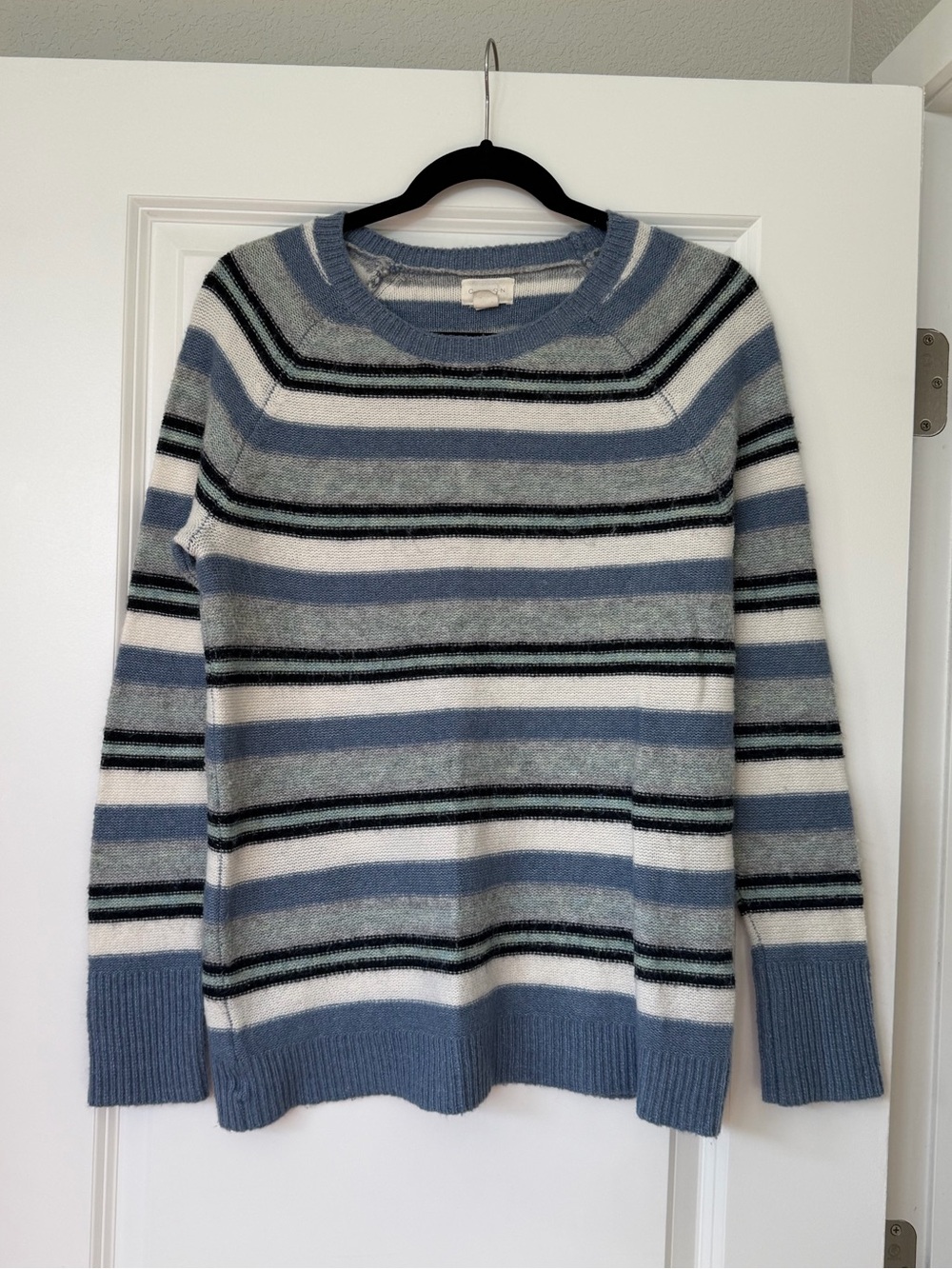 Caslon Striped Crewneck Sweater in Blue, White and Gray